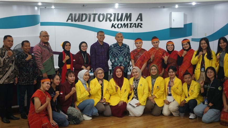 Di Dampingi Direktur UT Medan, Konjen RI Malaysia: Raihlah Masa Depan Gemilang