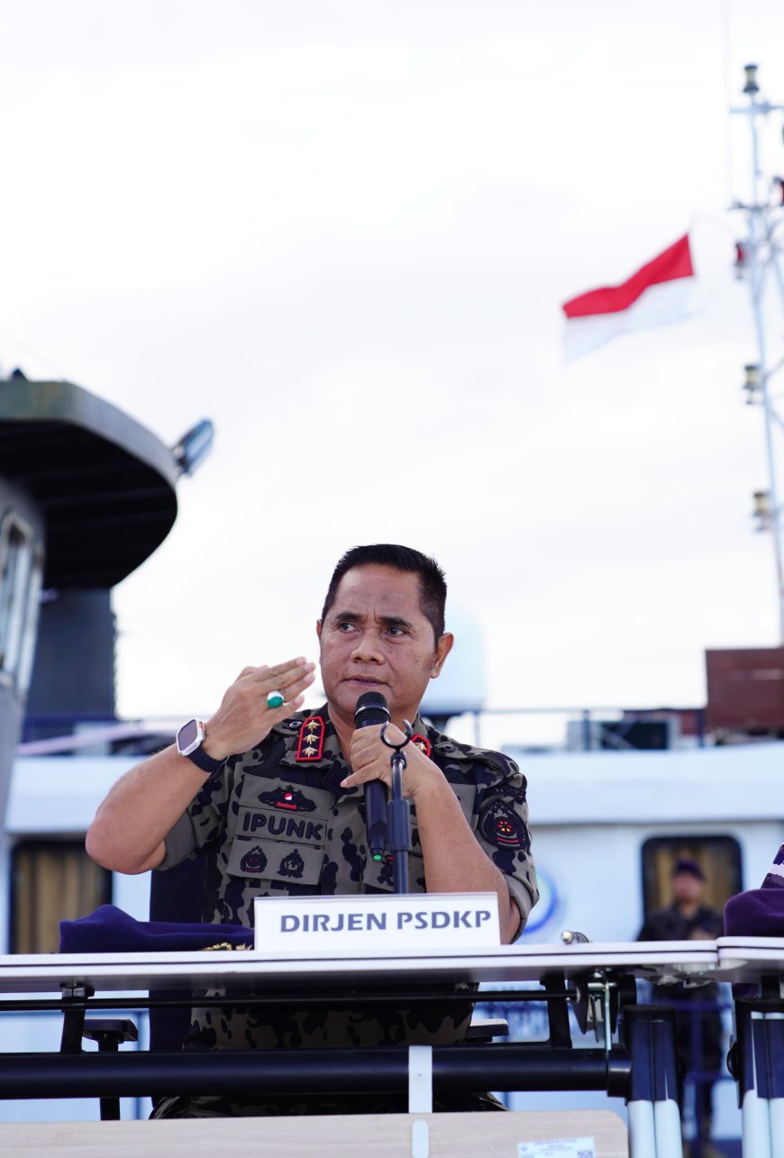 KKP Amankan 21 Rumpon dan 1 Kapal Ikan Asing Ilegal di Laut Sulawesi