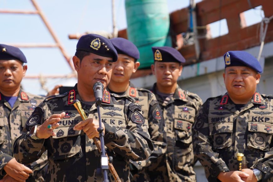KKP Gerak Cepat Selamatkan KM Berkah Rizqi yang Nyaris Tenggelam di Laut Jawa
