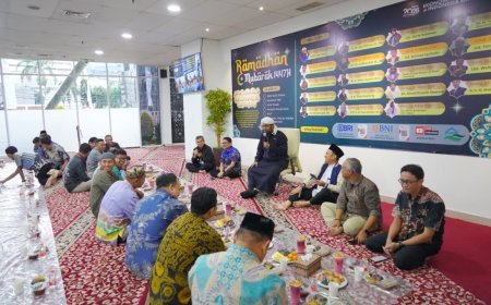 Tausyiah Ya Salam Hangatkan Ramadan di Masjid Al-Bahri