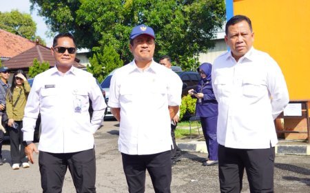 Dirjen PSDKP Dampingi Menteri KKP Sambangi Kampung Nelayan Merah Putih Karang Duwur